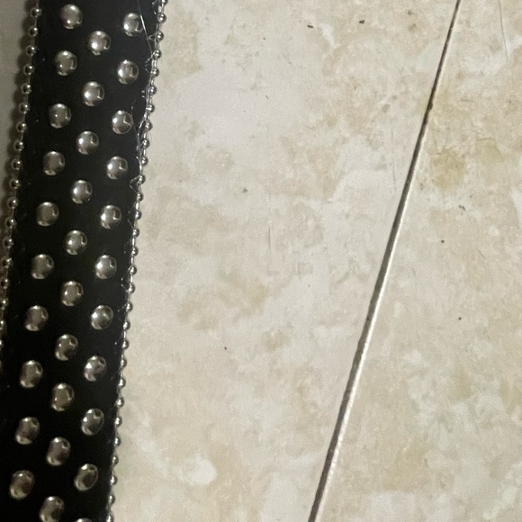 Black and Silver Y2K Studded Belt - Picture 4 of 6